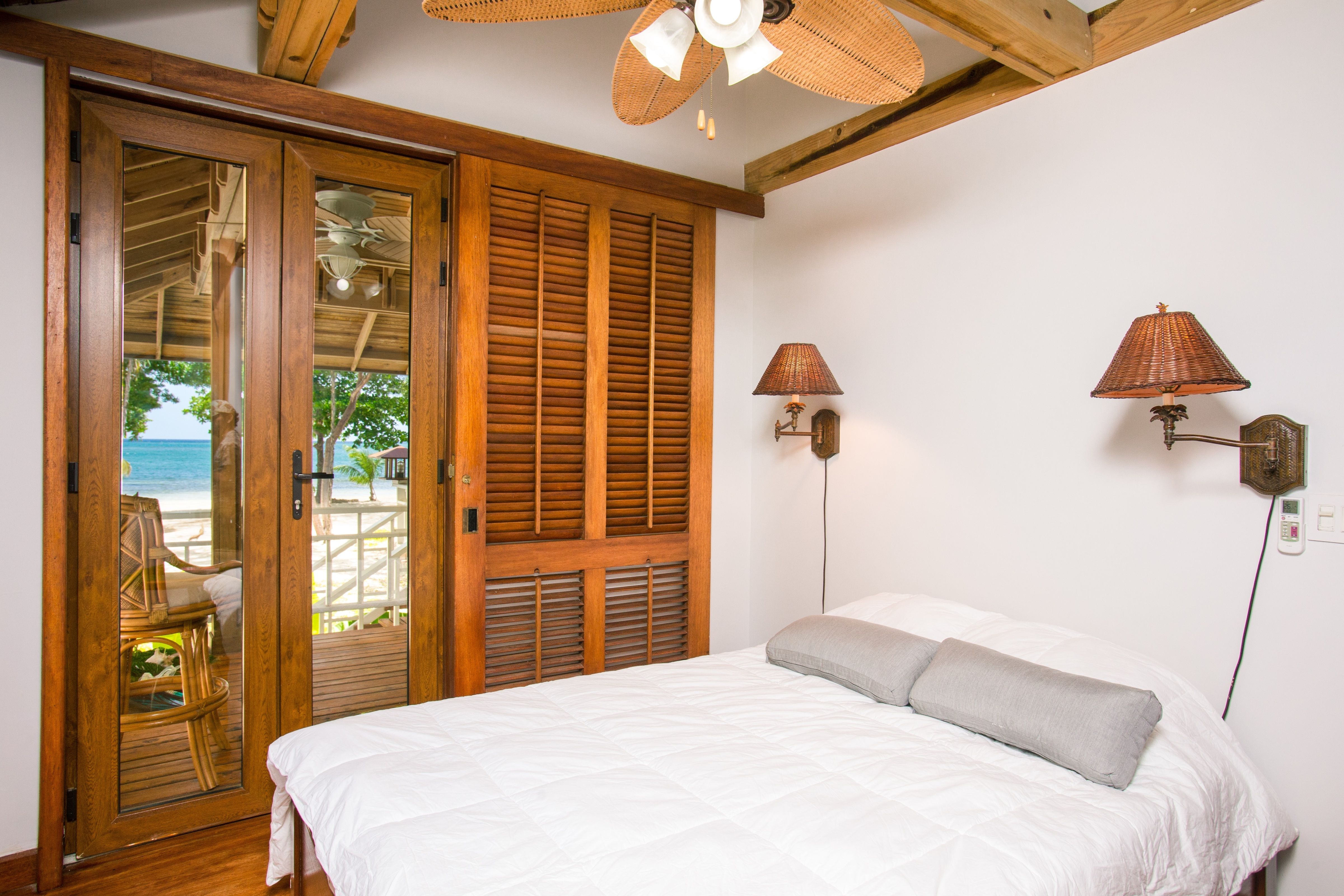 Beachfront Deluxe Villa